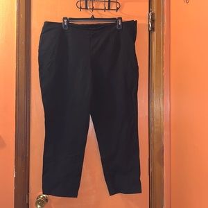 TIME & TRU BLACK ANKLE PANTS w/ back pockets n side zipper SIZE 18